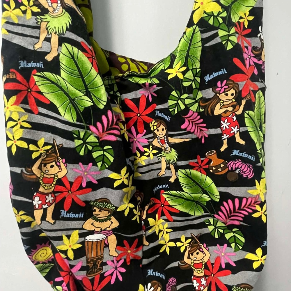 Tropical Black Tote Bag with Hawaiian Print